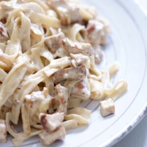 Creamy chicken tagliatelle pasta with herbs