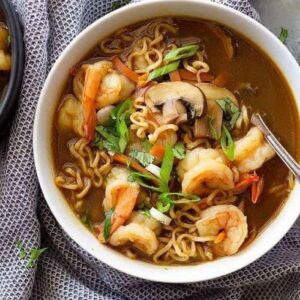 Flavorful and spicy shrimp soup